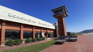 Zonguldak Havalimanında rüzgar engeli, uçaklar iniş yapamadı