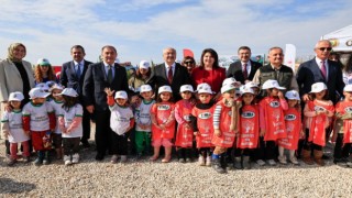 11 Kasım Milli Ağaçlandırma Gününde fidanlar toprakla buluştu