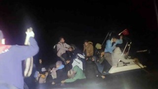 12si çocuk 31 düzensiz göçmen kurtarıldı