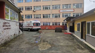 16 yaşındaki öğrenci merdivenden düşerek yaralandı