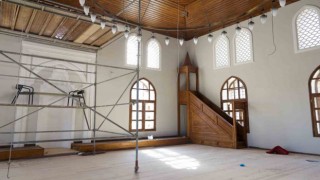 1665 yılında Kara Mustafa Paşa tarafından yaptırılan cami ibadete açılıyor