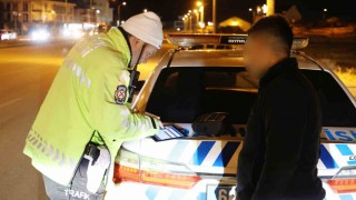 2. kez muayenesiz yakalanan araca 3 bin 135 lira ceza kesildi