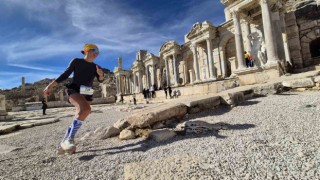 27 ülkeden 320 sporcu Sagalassos Antik Kentinde koştu