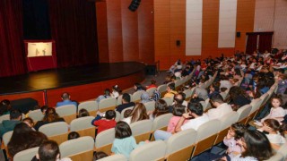 4. Yenişehir Komedi Oyunları Festivali başladı