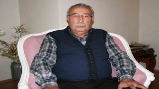 40 yıl önce emekli olmasına rağmen öğrencileri onu unutmuyor