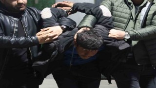 84 yıl hapis cezası olan firariden gazetecilere “polisimizi seviyoruz”