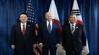 ABD, Japonya ve Güney Kore liderleri APEC Zirvesinde bir araya geldi