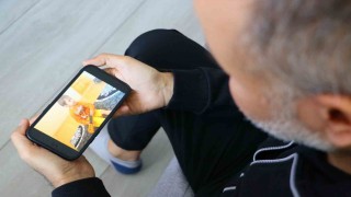 Acılı doktor baba balkondan düşerek ölen 4 yaşındaki oğlu için adalet arayışında