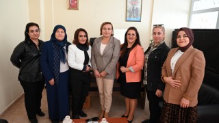 Kadına Şiddete Hayır” Yürüyüşüne Öncülük Eden Derneğe Anlamlı Ziyaret