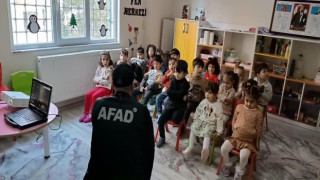 AFAD ekiplerinden anaokulu öğrencilerine afet farkındalık eğitimi
