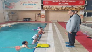 Afyonkarahisarda ‘Yüzme Bilmeyen Kalmasın projesi devam ediyor