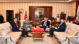 AK Parti Genel Başkan Yardımcısı Yılmazdan Vali Makasa ziyaret