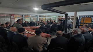 AK Parti heyeti dadaşlarla buluştu