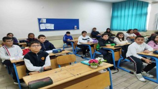 Alkollü sürücünün hayattan kopardığı Zührenin okul sırası boş kaldı
