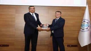 ALKÜlü Türkolog Prof. Dr. Aydemir, TDK Bilim Kurulu Üyesi seçildi