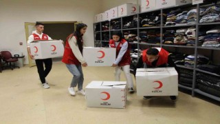 Amasya Kızılay Butikten 3 yılda 15 binden fazla üniversiteliye kıyafet desteği