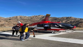 Ambulans helikopter 70 yaşındaki hasta için havalandı
