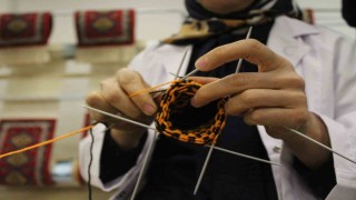 Anadolunun unutulan mirası el örgüsü yün çoraplar yeniden hayat buluyor