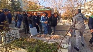 Ankara oyun havaları ile tanınan sanatçı Savaş Göçer son yolculuğuna uğurlandı
