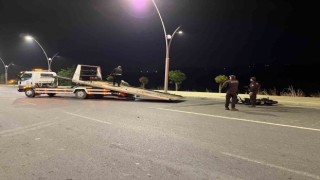Arnavutköydeki feci kaza kamerada... İki motosiklet kafa kafaya çarpıştı: 1 ölü, 2 ağır yaralı