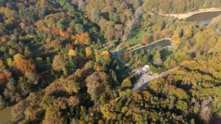 Atatürk Arboretumundaki kartpostallık sonbahar manzarası havadan görüntülendi