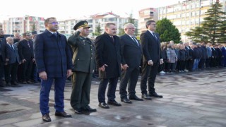 Atatürk Edremitte özlemle anıldı