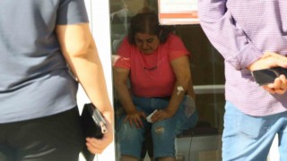 ATMye para yatıran kadına kapkaç şoku: Kaptı, kaçamadı