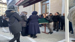 Avcılarda cinayette hayatını kaybeden berber son yolcuğuna uğurlandı