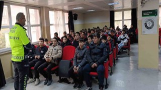 Bafrada öğrencilere trafik güvenliği eğitimi