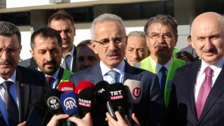 Bakan Abdülkadir Uraloğlu, Trabzon Havalimanında incelemelerde bulundu