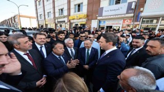 Bakan Bayraktardan Şahinbey Belediyesinin hizmetlerine tam not