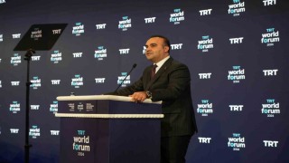 Bakan Kacır: Türkiyenin dünyadaki teknolojide öncü rolünün ispatı, Bayraktar TB3ün kısa pistli gemilere iniş kalkış yapan ilk SİHA olması