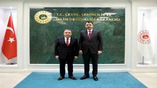 Bakan Kurum, Antalya Büyükşehir Belediye Başkanını kabul etti