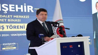 Bakan Tunç Eskişehirde Çocuk Adliye Merkezinin açılışına katıldı