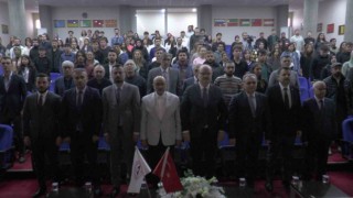Bakan Yardımcısı Çam: “Gençler zorlu bir dönemin oyuncuları ama büyük fırsatlarla karşı karşıyalar”