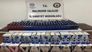 Balıkesirde eş zamanlı operasyon: Bin 611 adet kaçak alkollü içki şişesi ele geçirildi