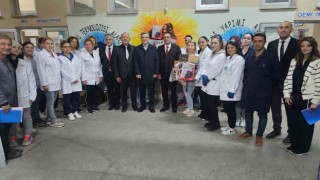 Bandırmada kadın kaynakçı kursiyerlere destek