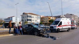 Bandırmada trafik kazası: 3 yaralı