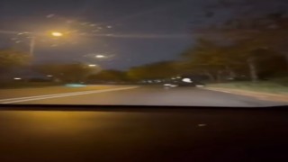 Başakşehirde yolu kapatıp drift atan sürücü yürekleri ağza getirdi