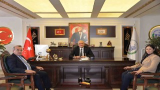 Başkan Bakkalcıoğluna, Kaymakam Öztürk ve Kaymakam Refiki Görentaştan ziyaret