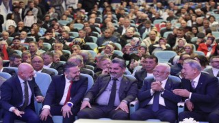 Başkan Çolakbayrakdar: Büyük ve güçlü Türkiye için kararlılıkla ilerliyoruz
