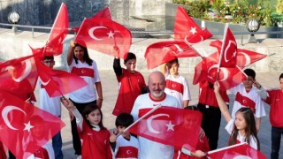 Başkan Çolakbayrakdardan milli maça özel klip