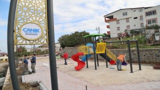 Başkan Sandıkçı: “Tüm mahallelerimize yeni sosyal yaşam alanları kazandırıyoruz