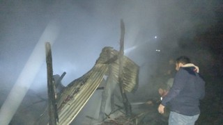Bayramiçte yanan traktör kullanılamaz hale geldi