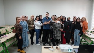 Belediyenin ‘04.17 Belgesel Film Atölyesinde kamera eğitimleri başladı
