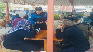 Bilecikte Emniyet ekipleri vatandaşları bilgilendirdi