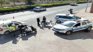 Bilecikte motosiklet sürücülerine ceza yağdı
