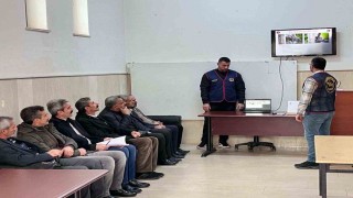 Bingölde jandarma vatandaşlar dolandırıcılık konusunda bilgilendirdi