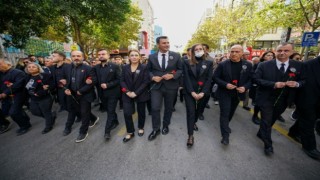 Binlerce Manisalı Atatürke saygı için yürüdü