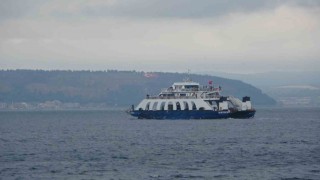 Bozcaada ve Gökçeadaya yarınki tüm feribot seferleri iptal edildi